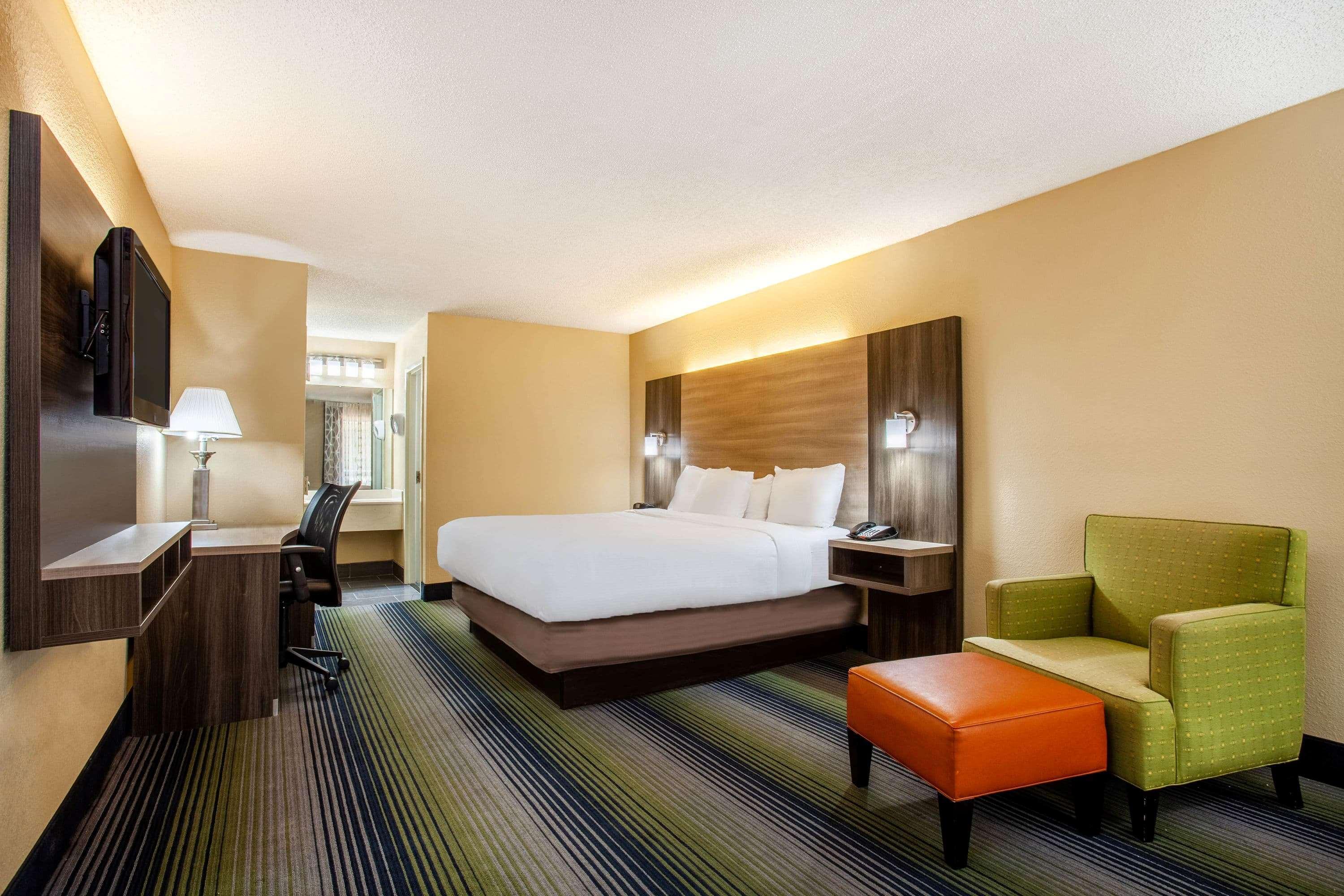เบย์มอนต์ บาย วินด์แฮม แมคโดนัฟ Hotel แมคโดเนอ ภายนอก รูปภาพ