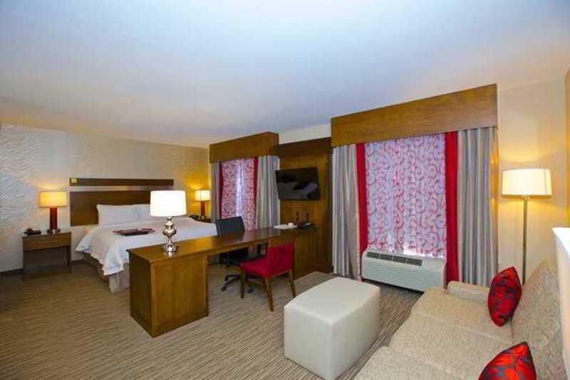 เบย์มอนต์ บาย วินด์แฮม แมคโดนัฟ Hotel แมคโดเนอ ภายนอก รูปภาพ